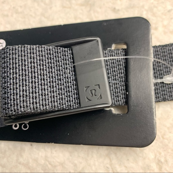 Lululemon Commission Belt NWT Size Small Black - Picture 11 of 14